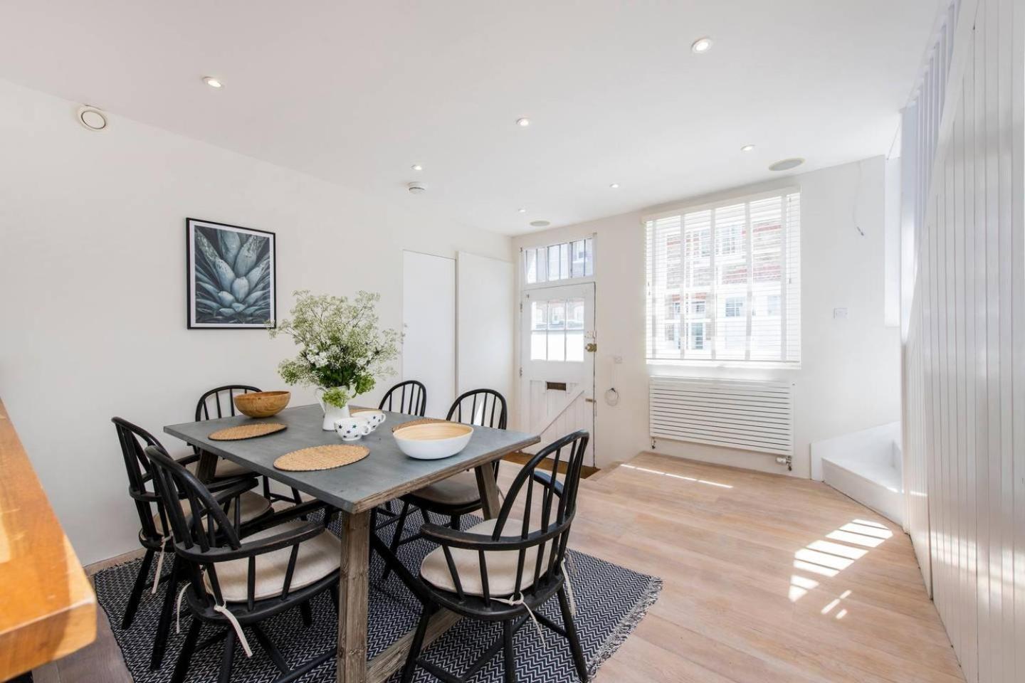 Сasa de vacaciones Divine 3 Bed House In Battersea *