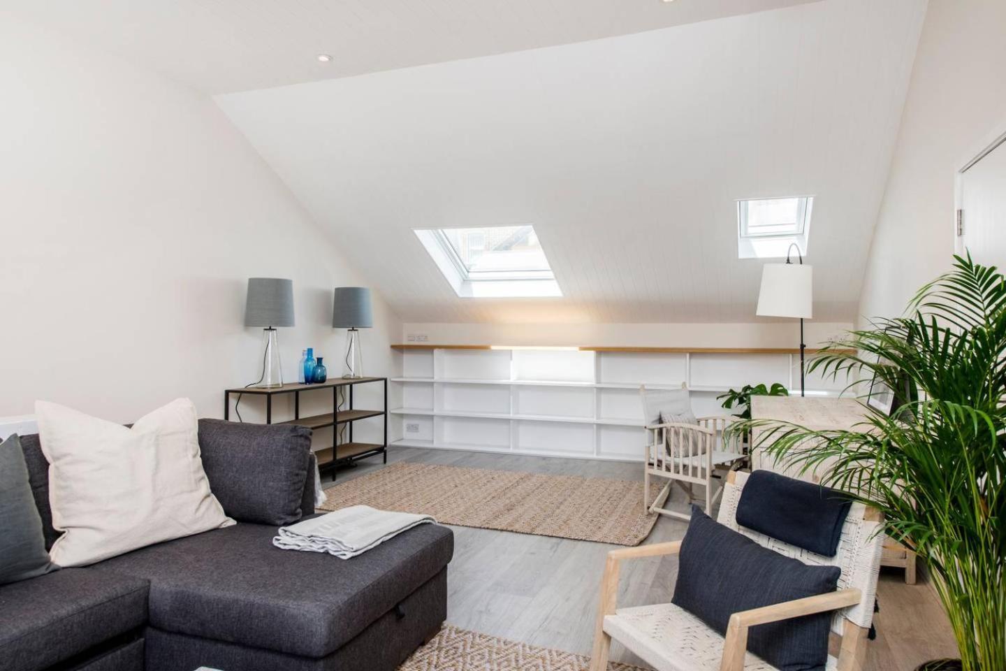 Сasa de vacaciones Divine 3 Bed House In Battersea Londres