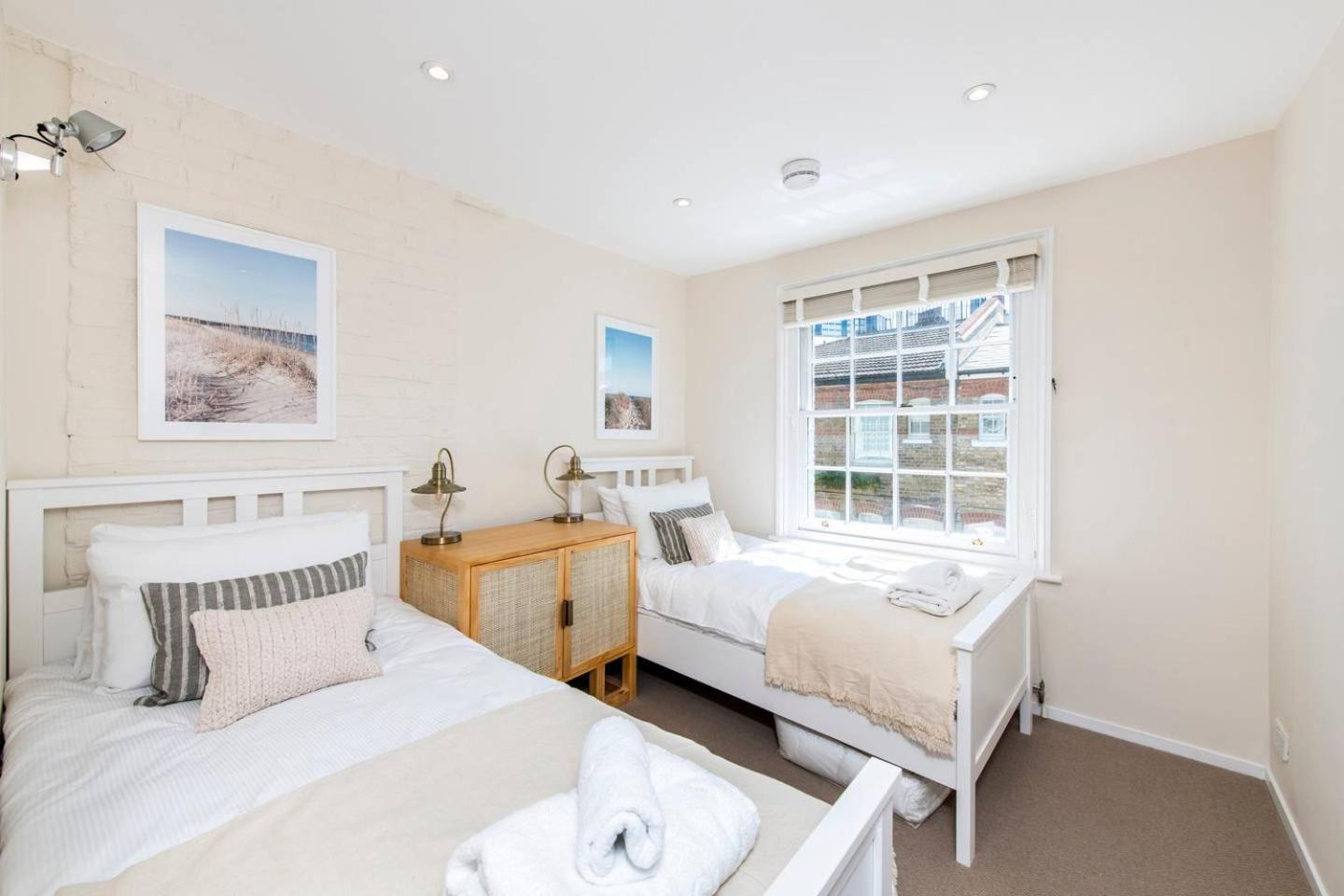 Сasa de vacaciones Divine 3 Bed House In Battersea *