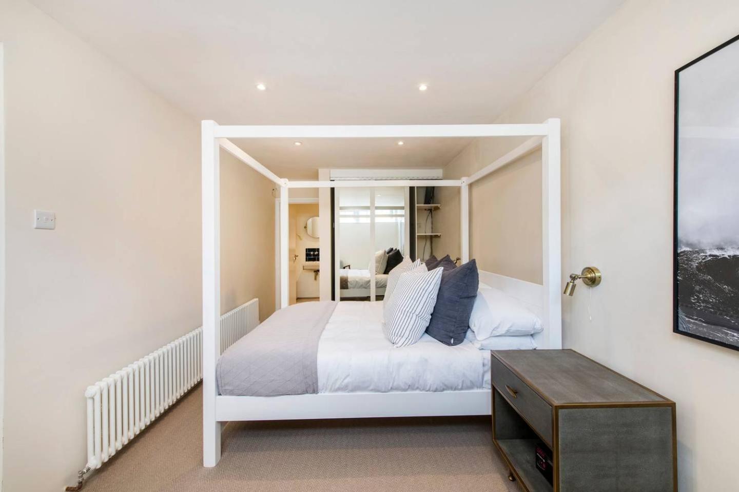 Сasa de vacaciones Divine 3 Bed House In Battersea *